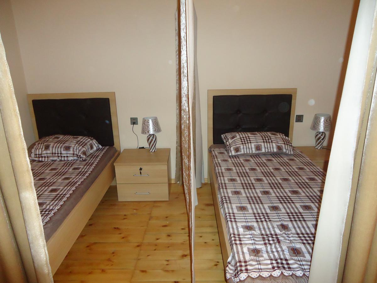 Guesthouse Khazar In Old City Baky Esterno foto