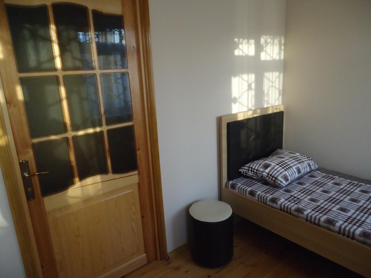 Guesthouse Khazar In Old City Baky Esterno foto